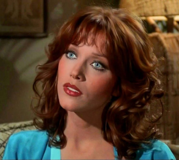 Tanya Roberts