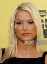 Tara Conner photo