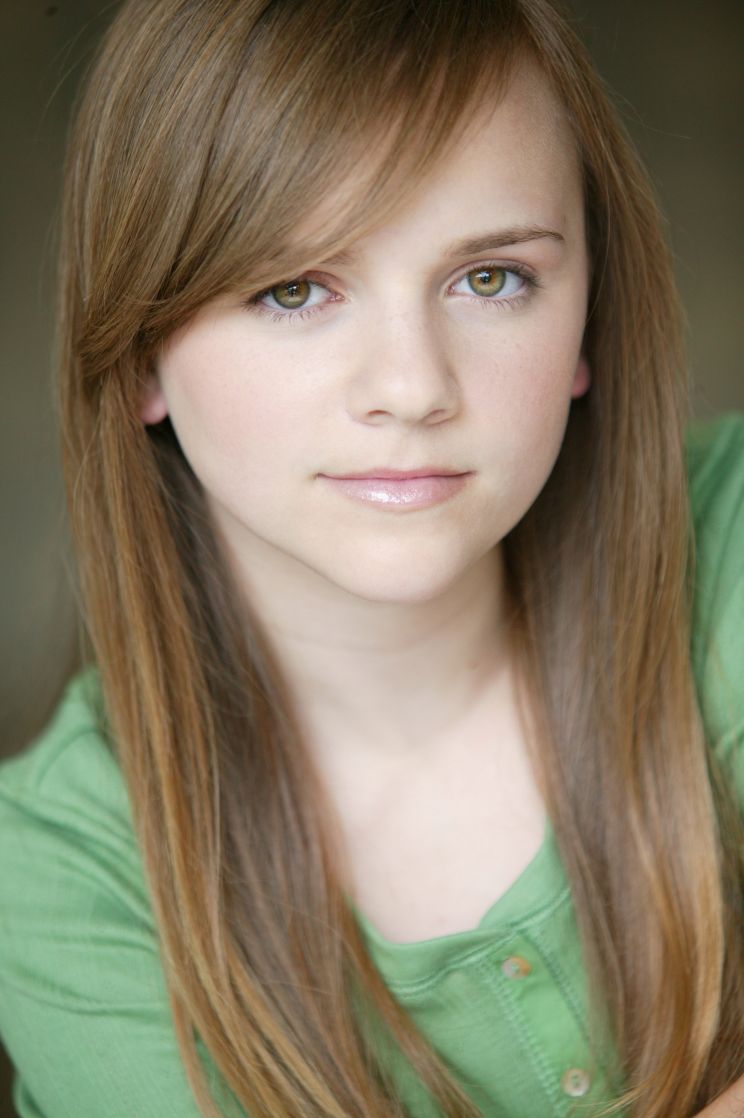 Tara Lynne Barr