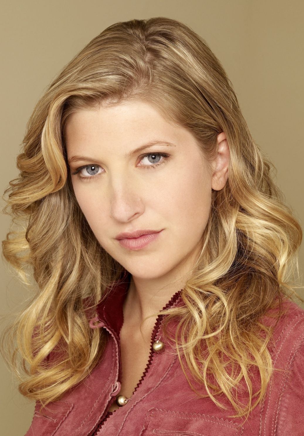Pictures of Tara Summers