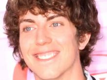 Taran Noah Smith #392618 picture (Landscape Medium)