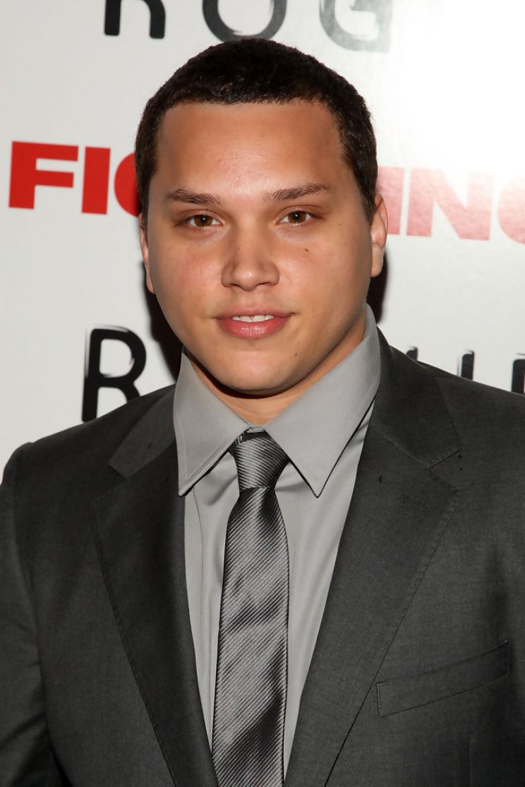 Tarik Lowe