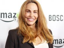 Tawny Kitaen photo