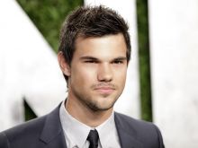Taylor Lautner photo