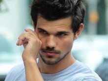 Taylor Lautner