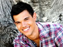 Taylor Lautner