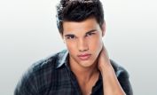 Taylor Lautner