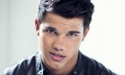 Taylor Lautner