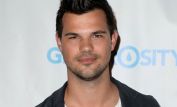 Taylor Lautner