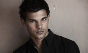 Taylor Lautner