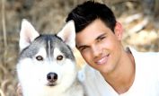 Taylor Lautner