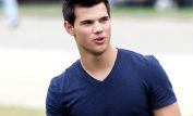 Taylor Lautner