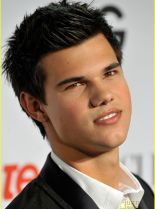 Taylor Lautner photo