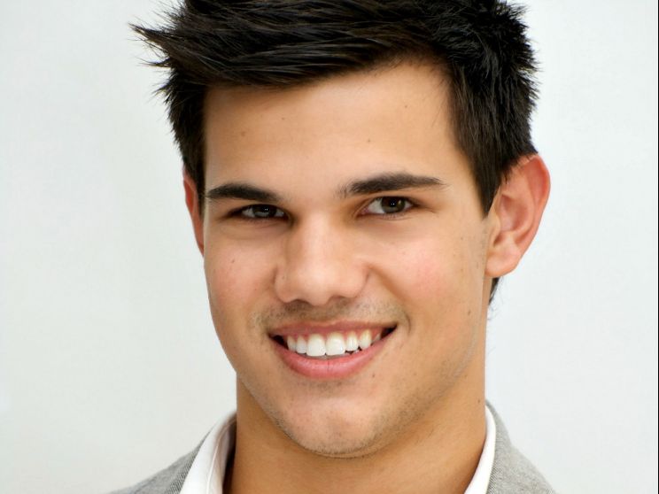 Taylor Lautner