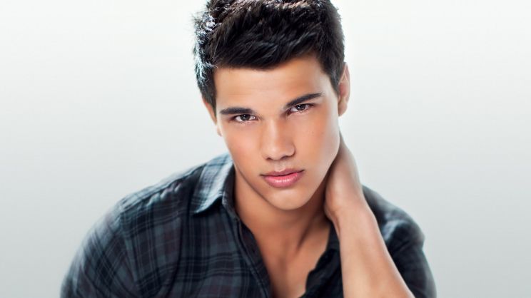 Taylor Lautner