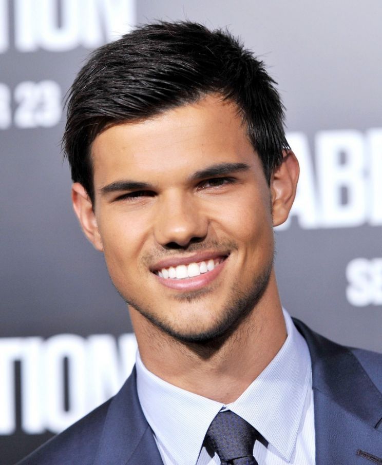 Taylor Lautner