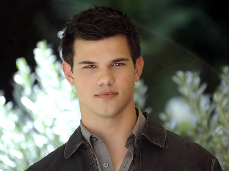 Taylor Lautner