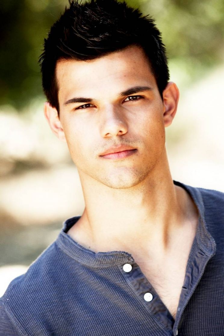 Taylor Lautner
