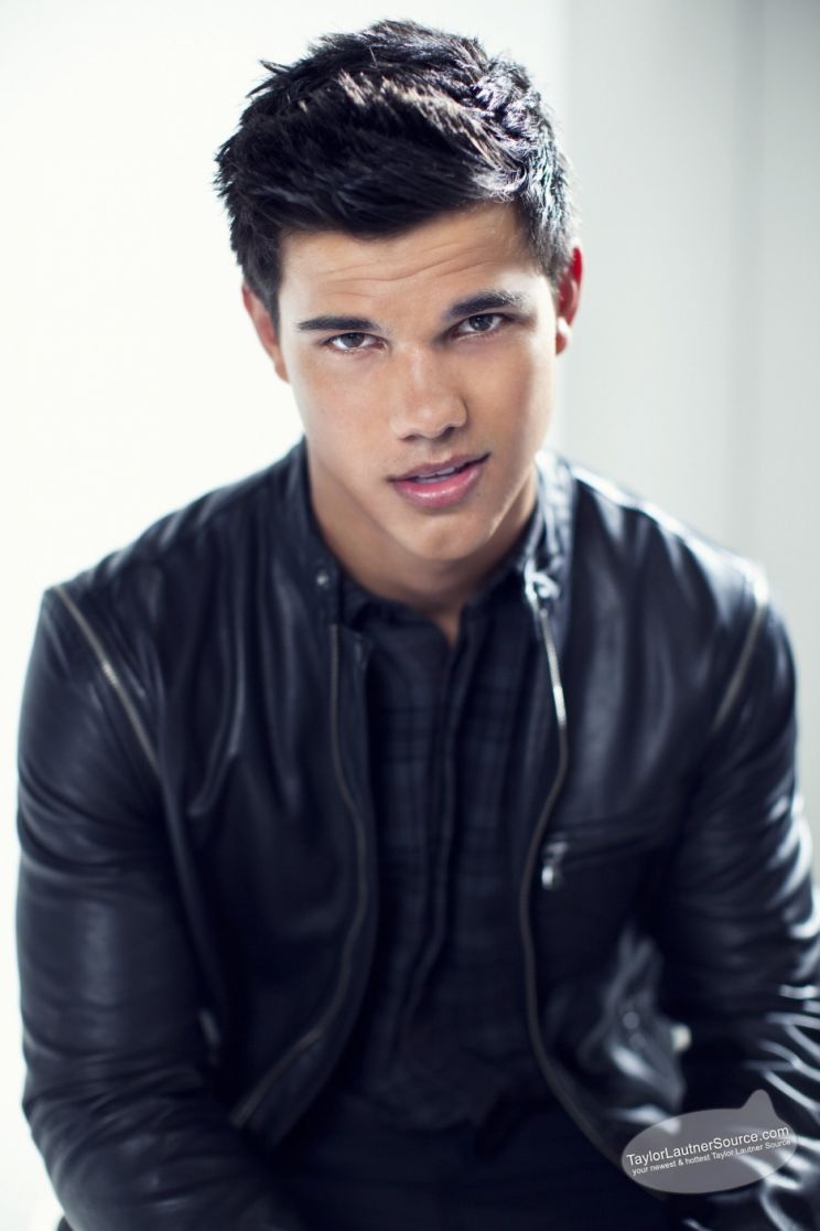 Taylor Lautner