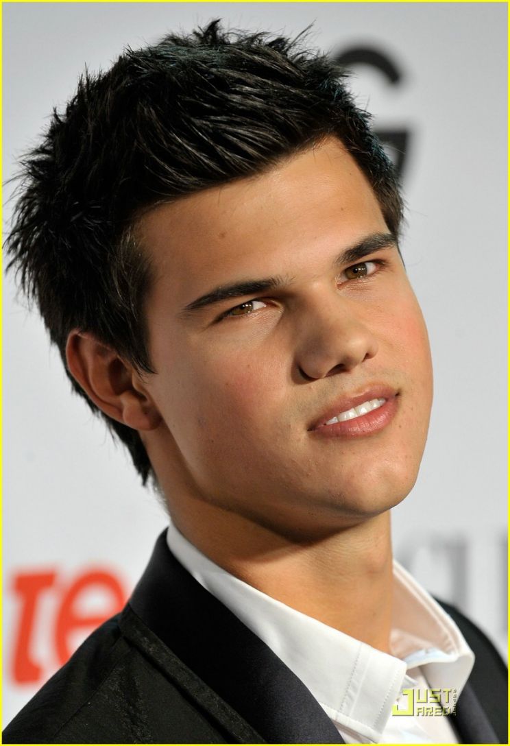 Taylor Lautner