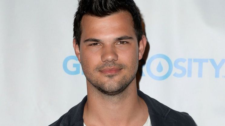 Taylor Lautner