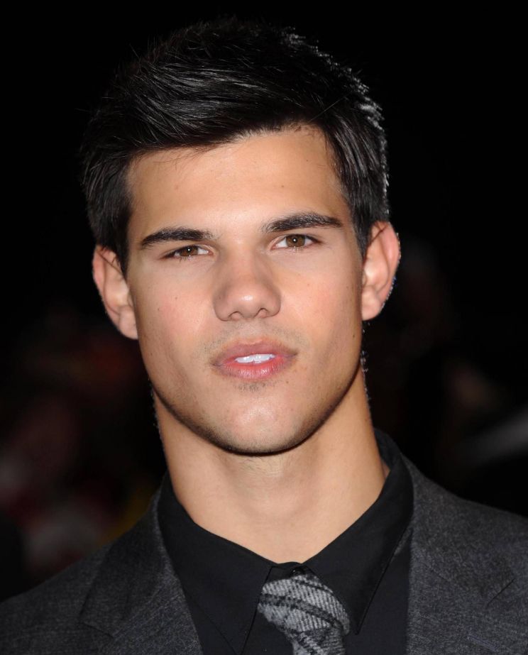 Taylor Lautner