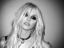 Taylor Momsen photo