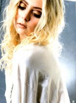 Taylor Momsen photo