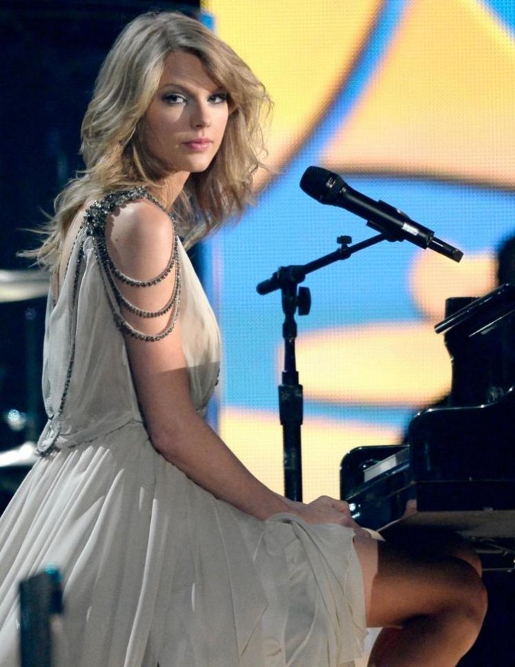 Taylor Tunes