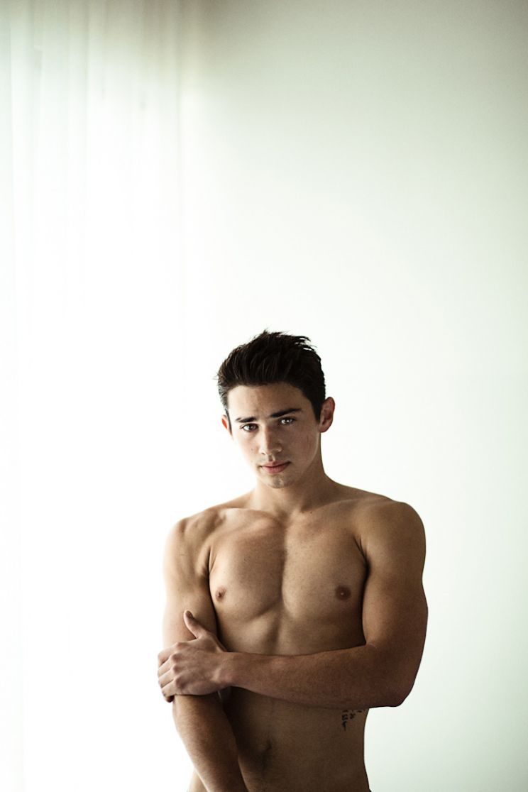 Taylor Zakhar