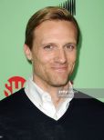 Teddy Sears