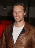 Teddy Sears