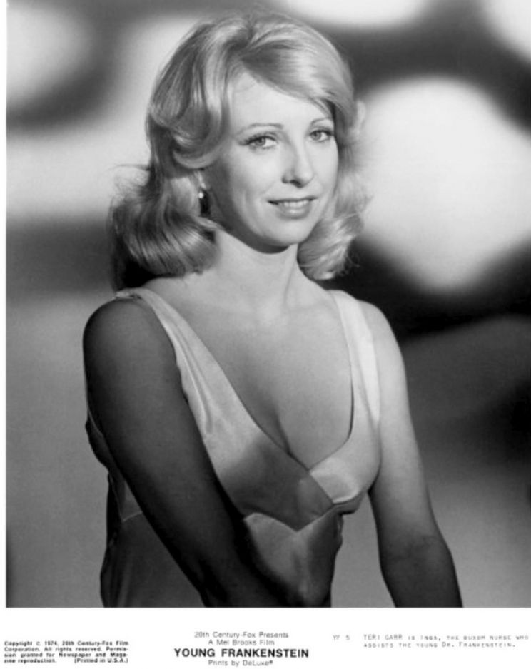 Teri Garr