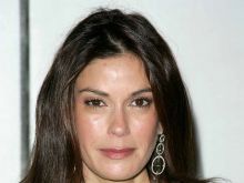Teri Hatcher photo