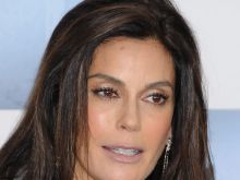 Teri Hatcher photo