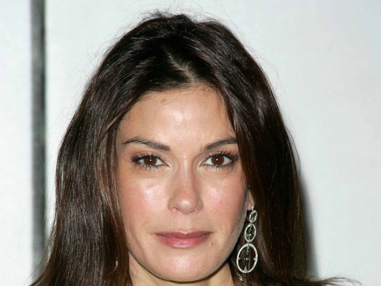 Teri Hatcher