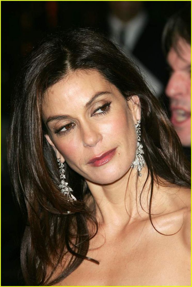 Teri Hatcher
