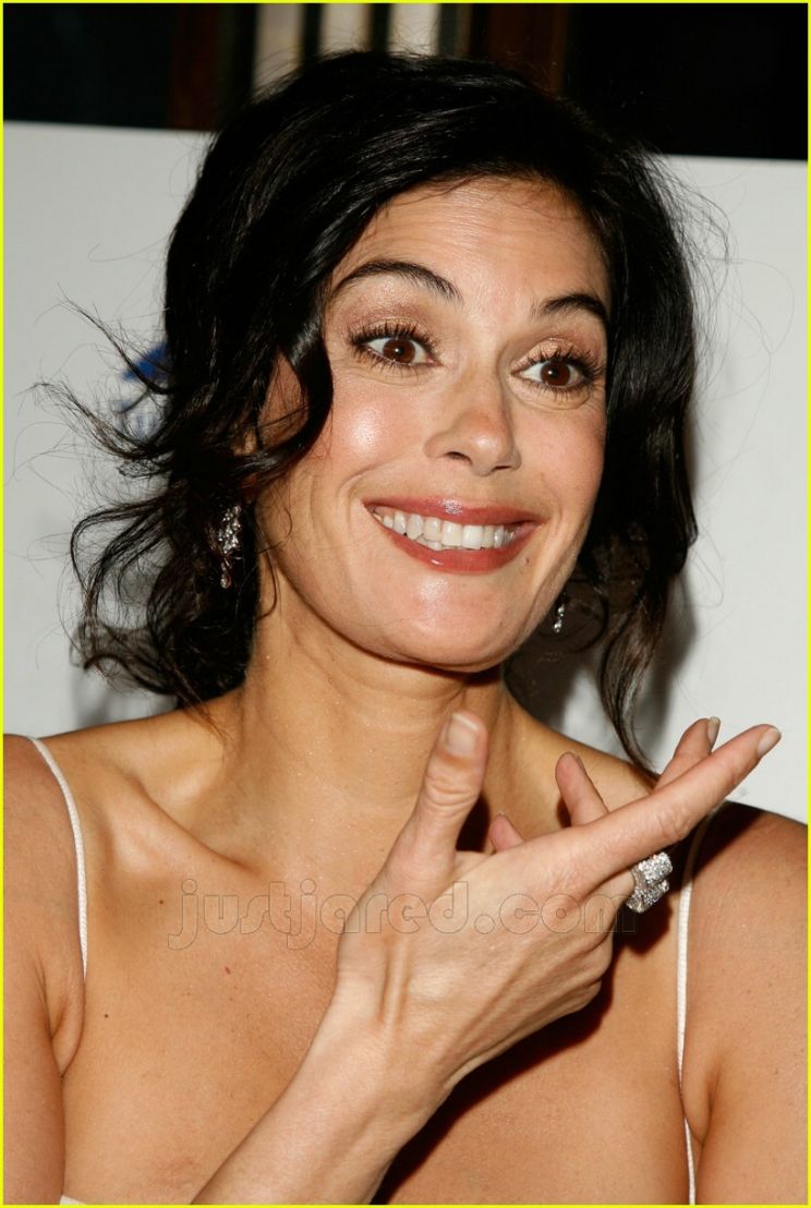 Teri Hatcher