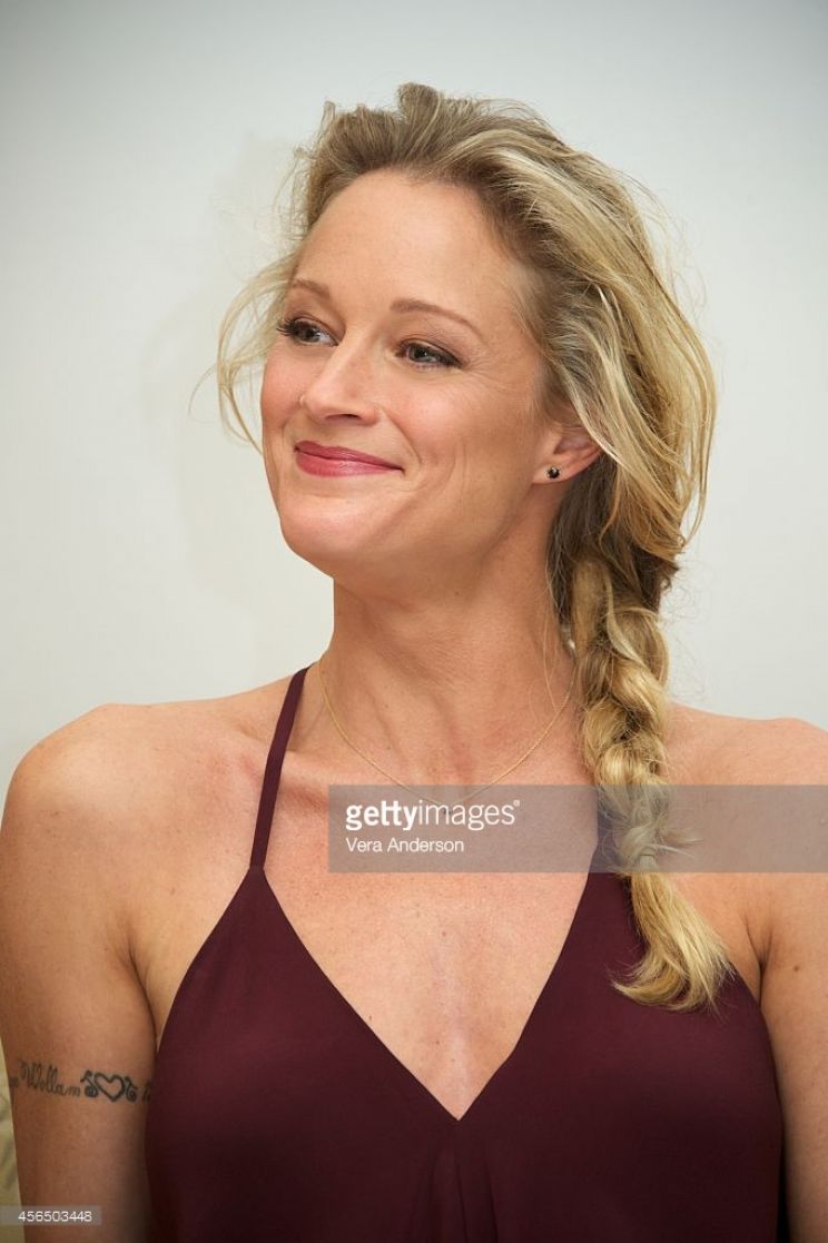 Teri Polo