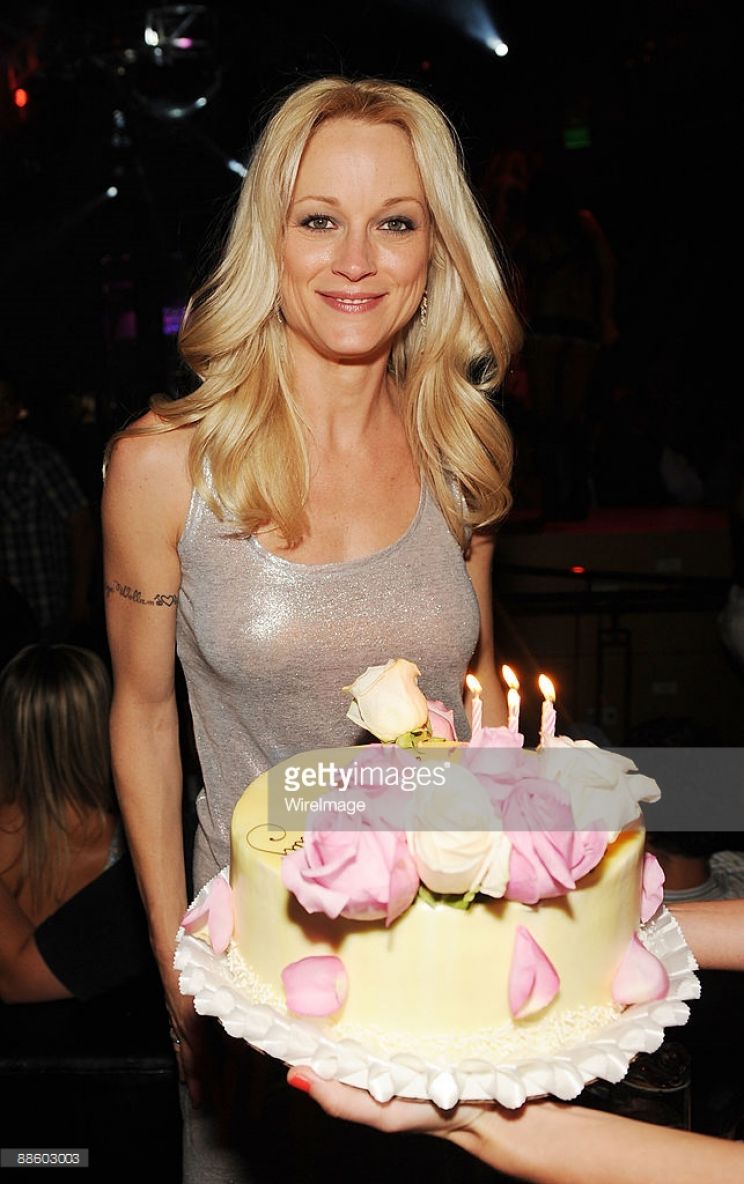 Teri Polo