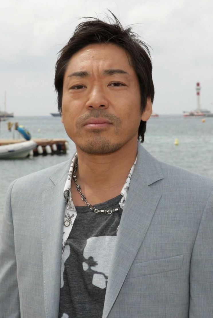 Teruyuki Kagawa