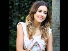 Thali García photo