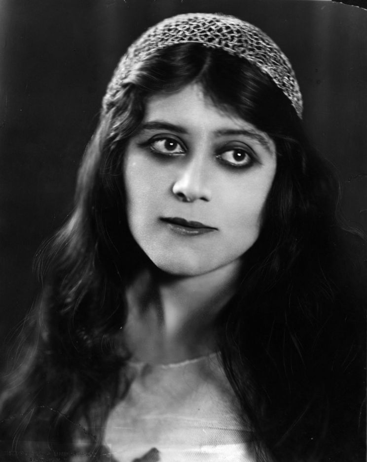 Theda Bara