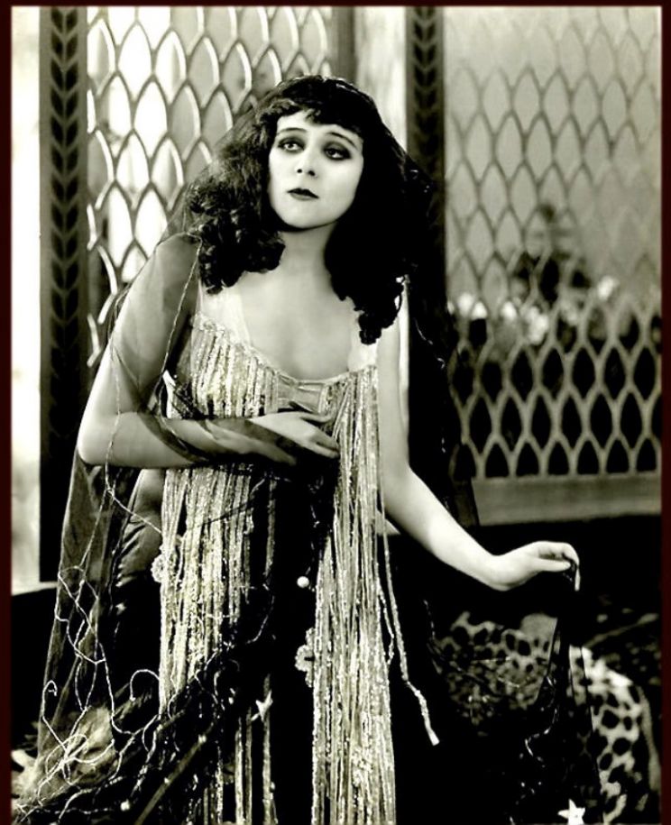 Theda Bara
