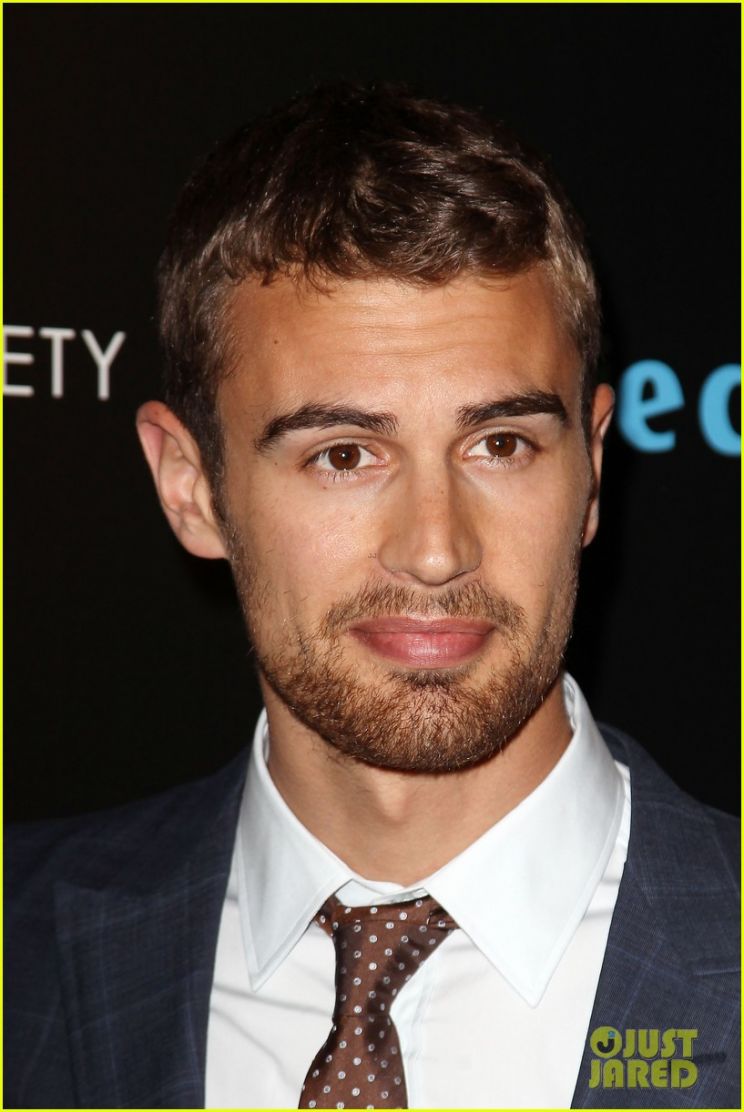 Theo James