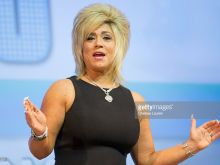 Theresa Caputo