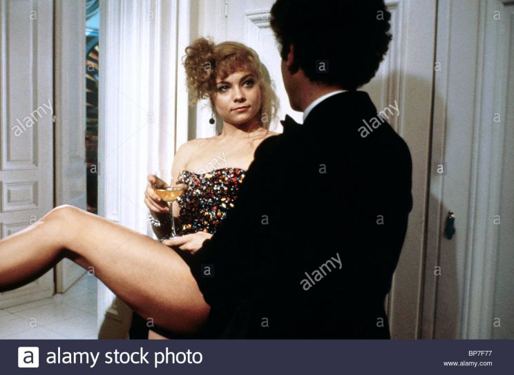 Theresa Russell