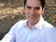 Thomas Gibson