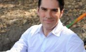 Thomas Gibson