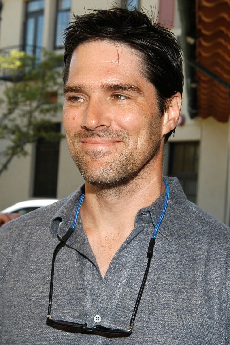 Thomas Gibson